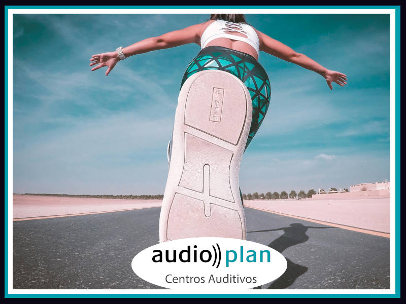 Haz deporte con audífonos con los consejos de AudioPlan